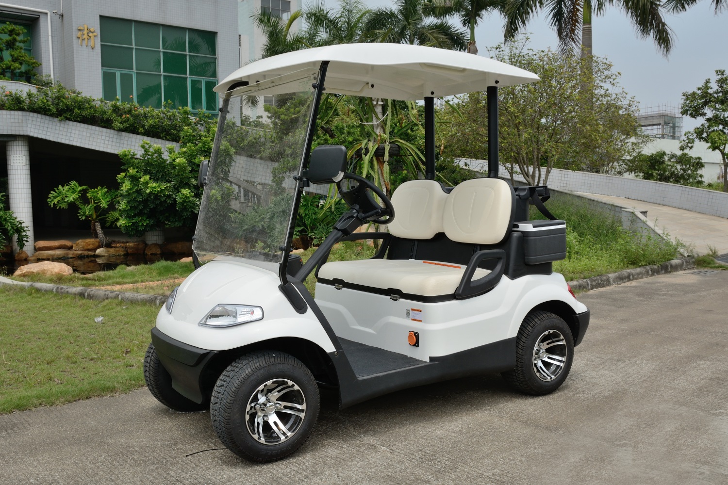 Voiturette golf electrique ZELEC GC A2 GolfCar