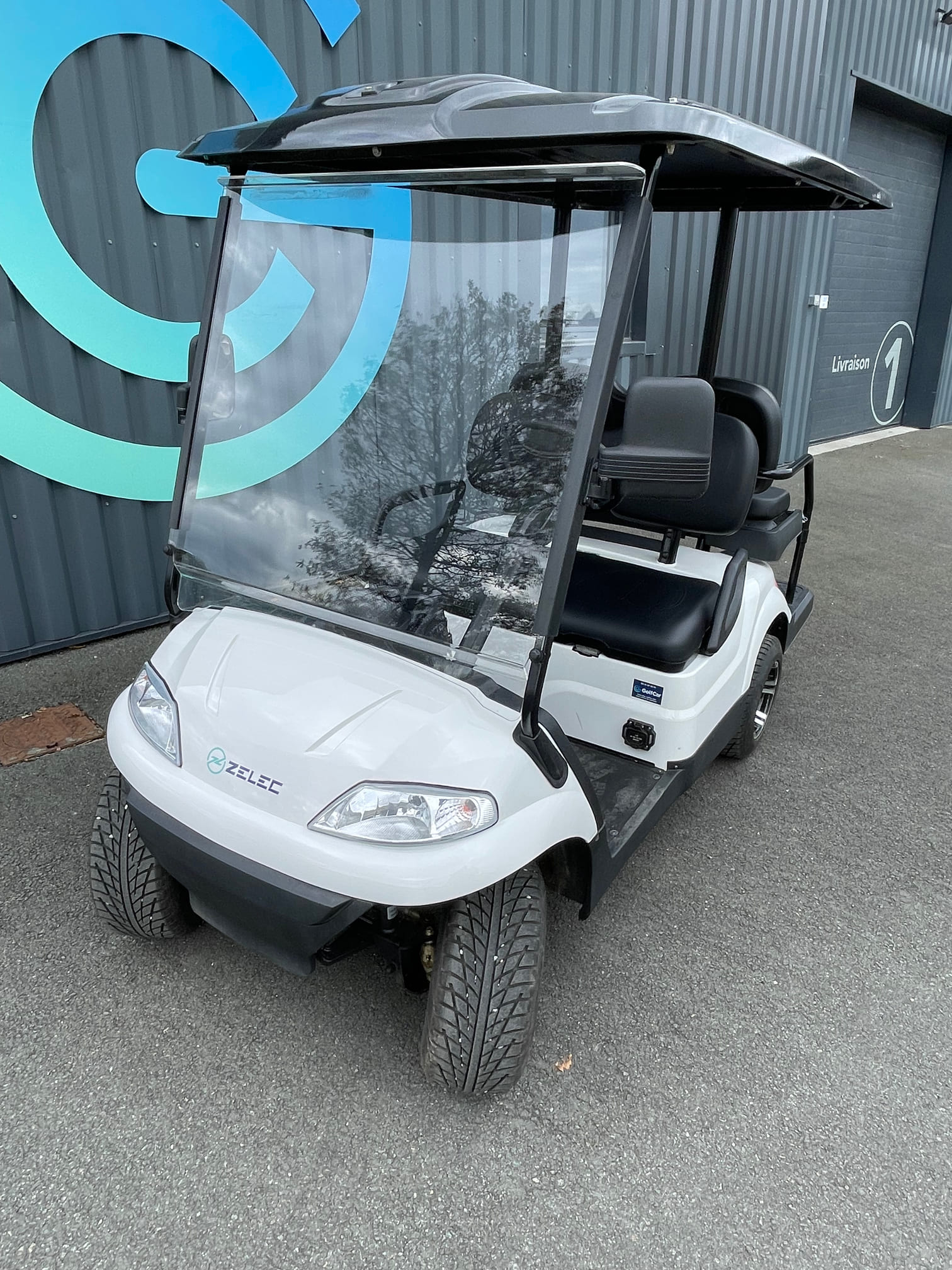 voiture de golf électrique ZELEC 4 places GolfCar